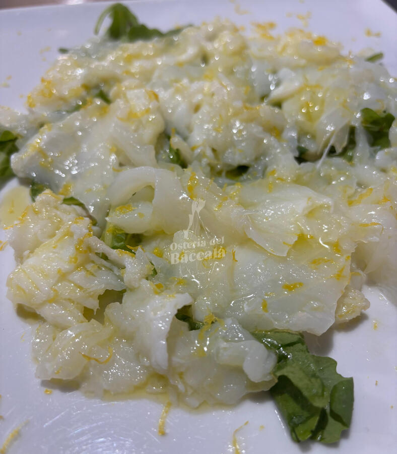 Cruditè di "Mussillo" di baccalà con solo olio e limone